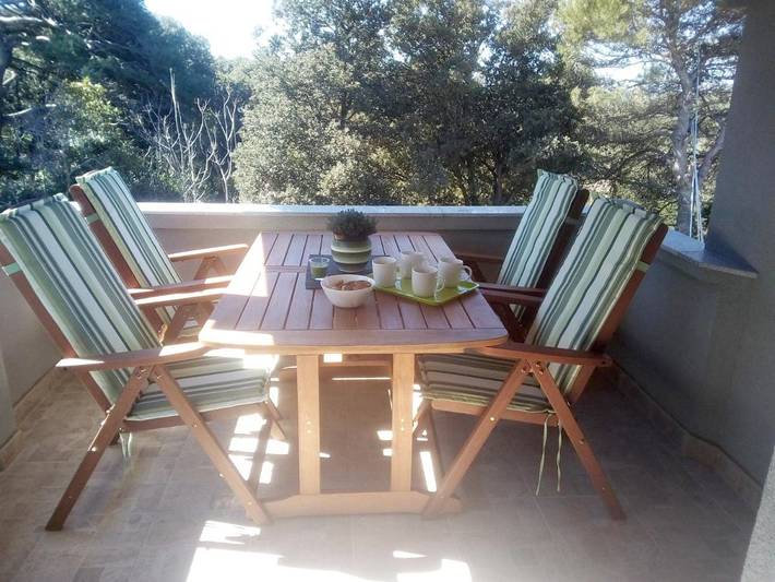 Ferienwohnung für 5 Personen, mit Garten und Ausblick auf Silba