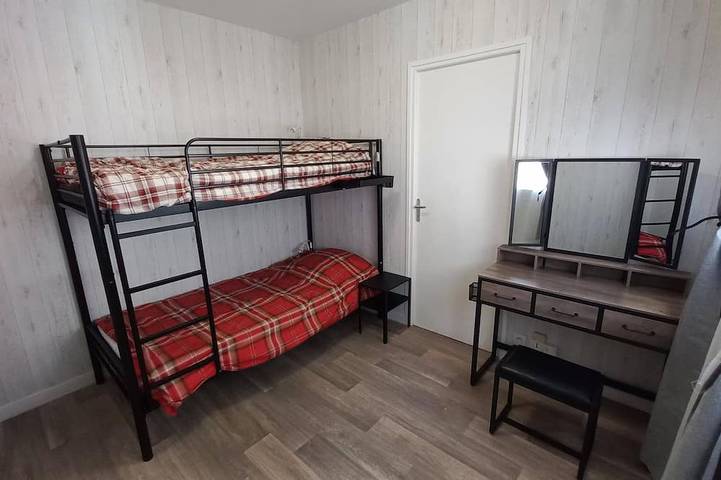 Gîte pour 4 personnes, avec terrasse à Pleaux - 4