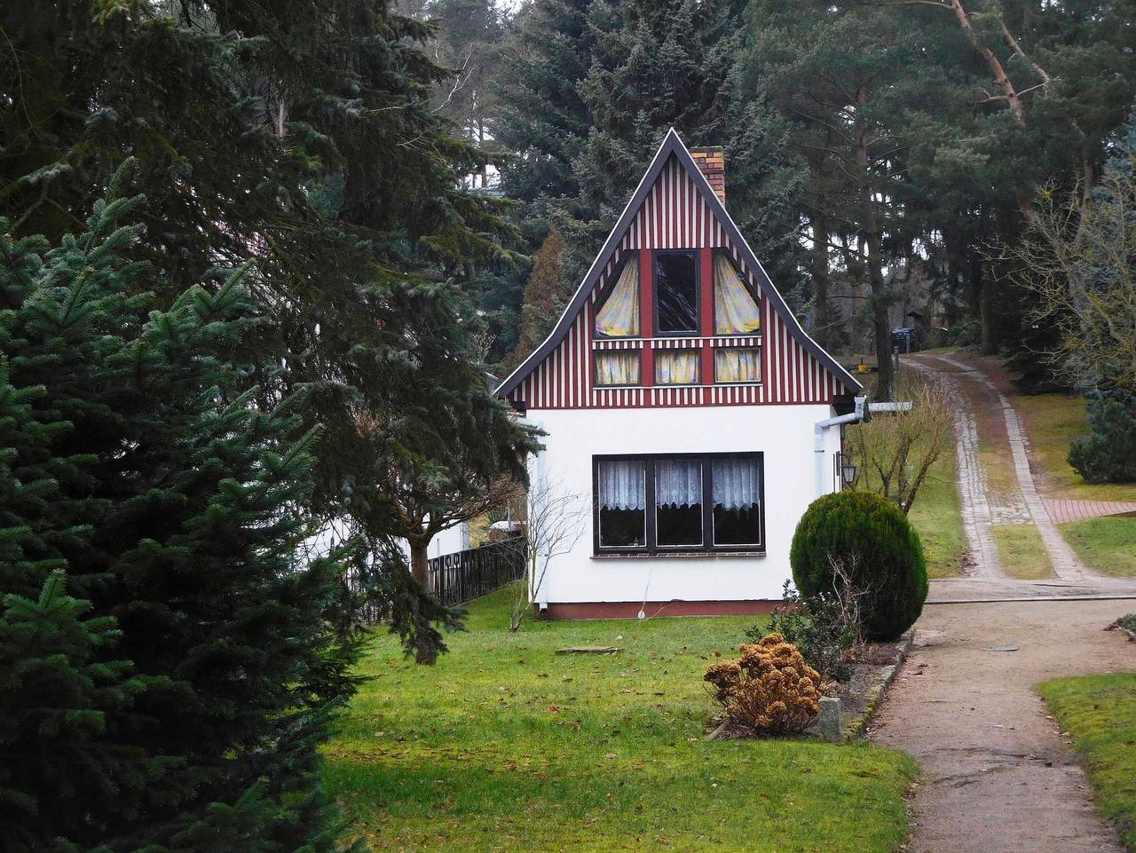 Sommerhaus, Ruderboot inkl. - Sommerhaus in Krakow am See, Mecklenburgische Seenplatte