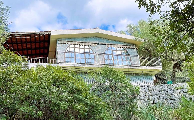 Casa vacanza per 5 persone, con balcone a Camerota