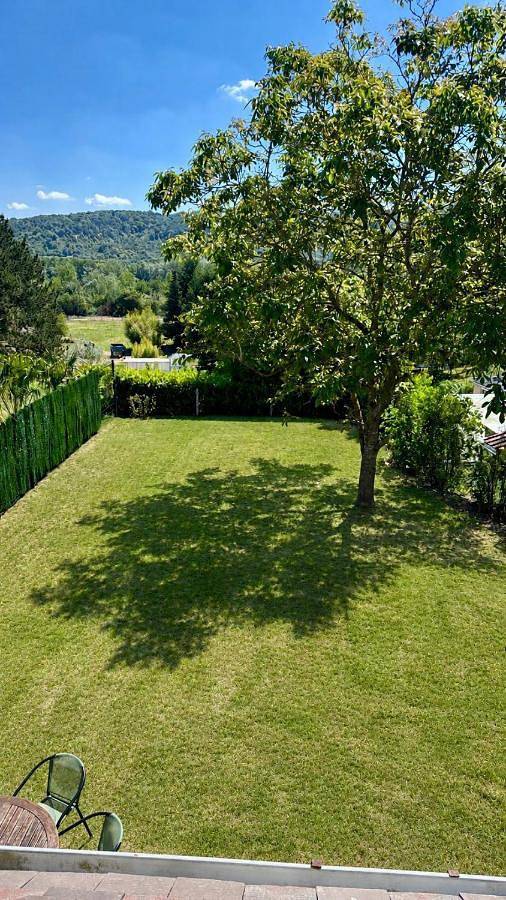 Maison Zoé, Country House, 6 pers, Bbq in Tosny, Région de Les Andelys