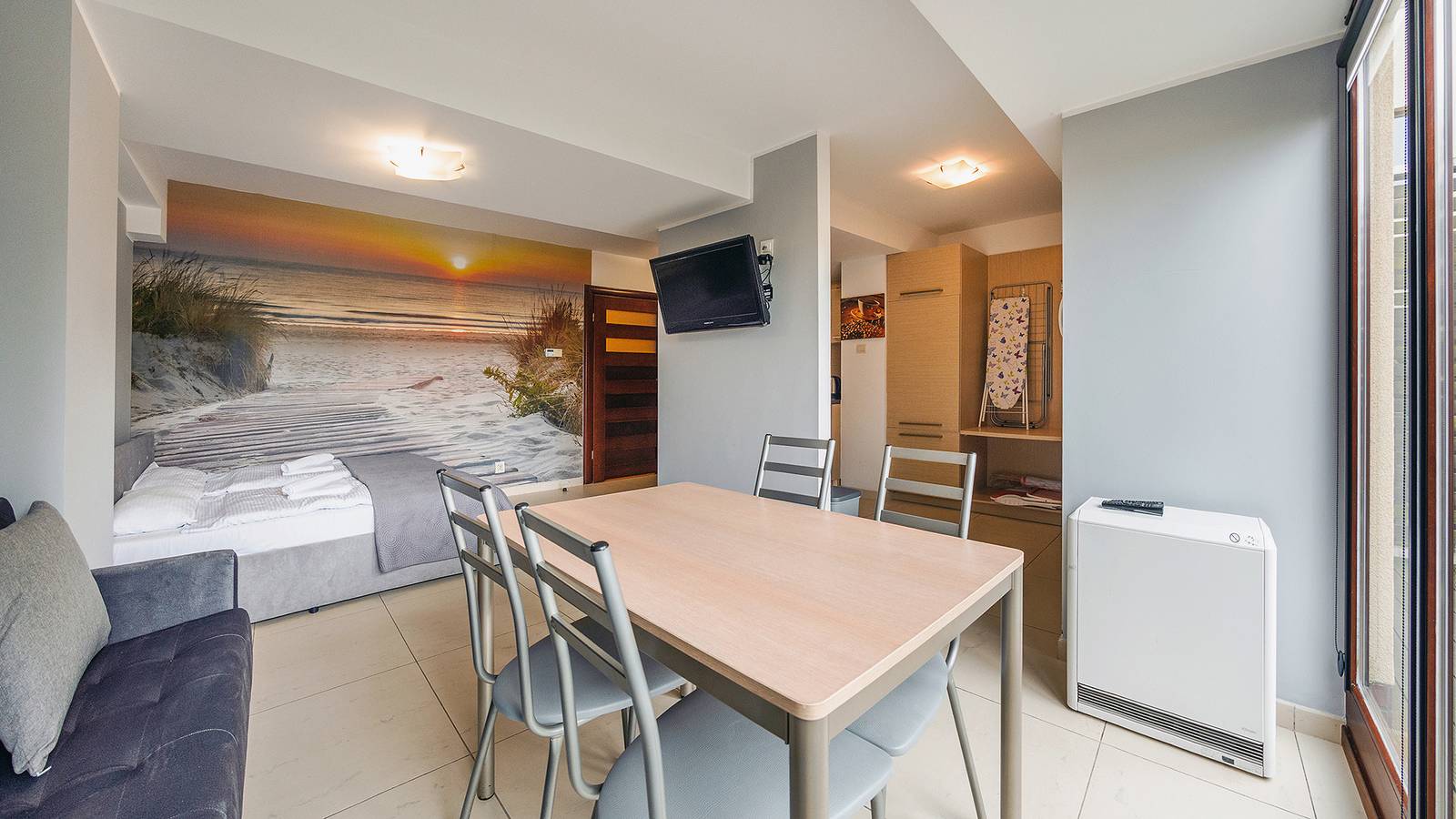 Cały apartament wypoczynkowy, Apartament wakacyjny dla 4 osób z ogród in Sarbinowo, Powiat koszaliński
