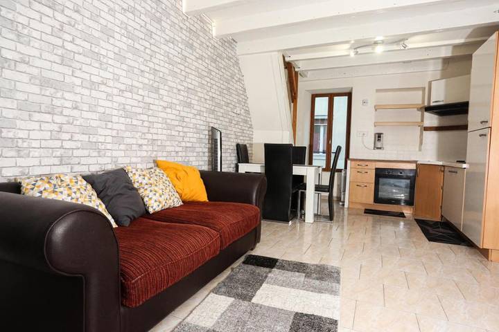 Appartement de vacances pour 5 personnes, avec terrasse et jardin