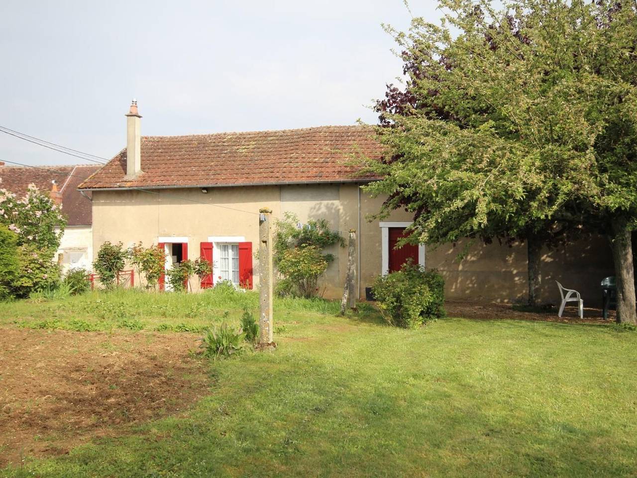 Gemütliches Ferienhaus mit Garten, Internet, Haustiere erlaubt, Fahrräder in der Nähe von Kultursites in Bulcy, Loire-Tal