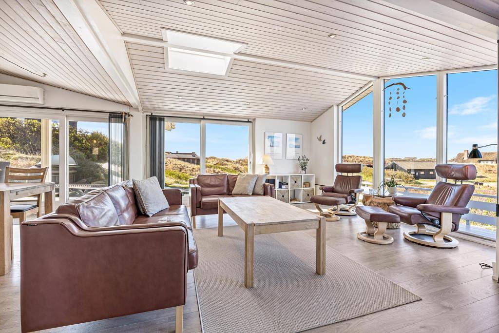 Gepflegtes Ferienhaus mit fantastischem Ausblick in Ringkøbing, Holmsland Klit