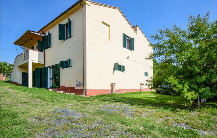 Appartamento di charme con piscina e giardino, vicino al fiume e al lago in Santa Luce, Costa degli Etruschi