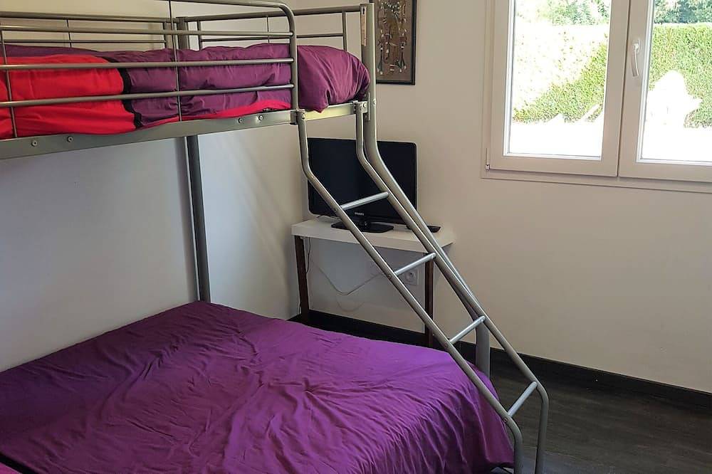 Villa Julia Piscine 7mx4m Chauffée au sel Coeur de Village in Tosse, Côte d’Argent