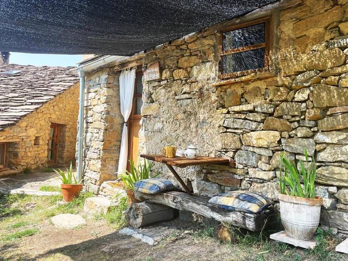Gîte pour 2 personnes, avec vue et jardin ainsi que terrasse et piscine à Coll de Nargó - 3