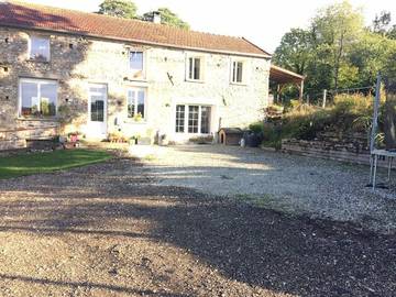 Gîte pour 4 personnes, avec vue et jardin, adapté aux familles dans Montfaucon (Aisne)