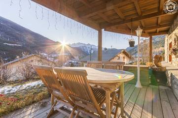 Gîte pour 4 personnes, avec jardin et terrasse, animaux acceptés à Avrieux