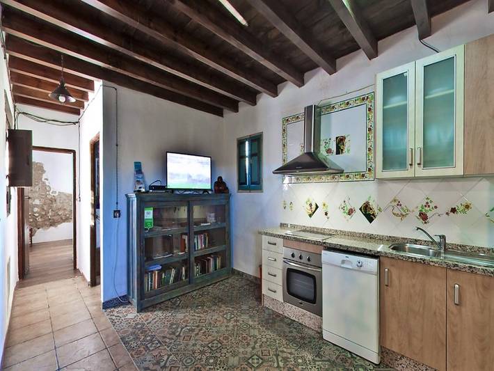 Casa rural para 14 personas, con Balcón/Terraza y Terraza además de Jacuzzi y Jardín en Provincia de Granada - 4