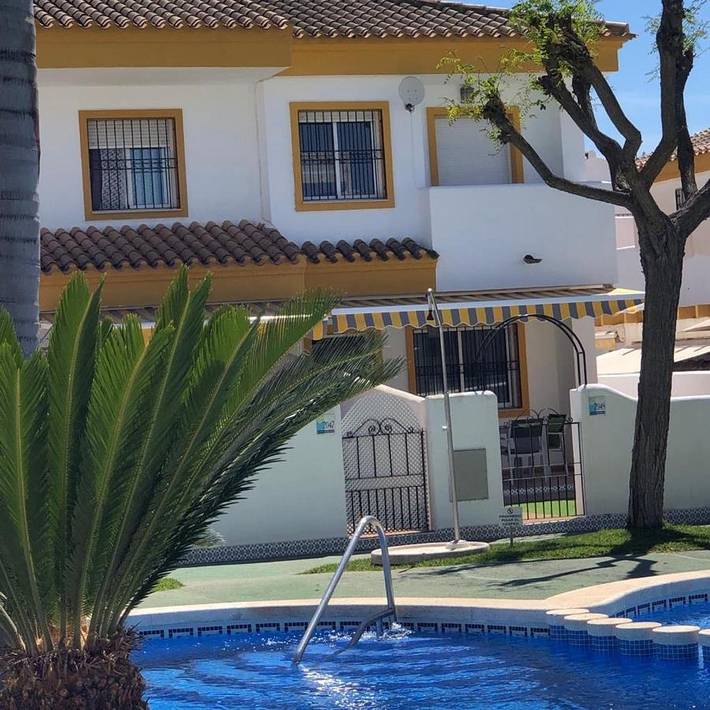 Casa rural para 8 personas, con Balcón y Terraza además de Jardín y Piscina en Pilar de la Horadada - 4