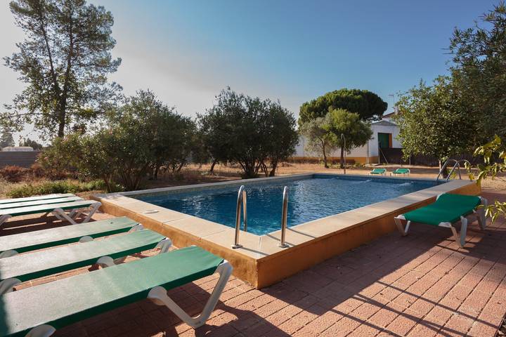 Casa de vacaciones para 11 personas, con Balcón y Jardín en Marchena