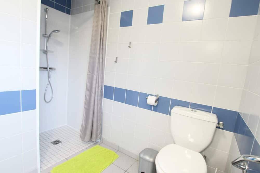 Casa de Vacaciones en Siouville-Hague con Jardín Privado y Cerca de la Playa in Siouville-Hague, Côte de la Déroute