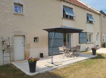 Gîte pour 6 personnes, avec jardin et terrasse dans Avot