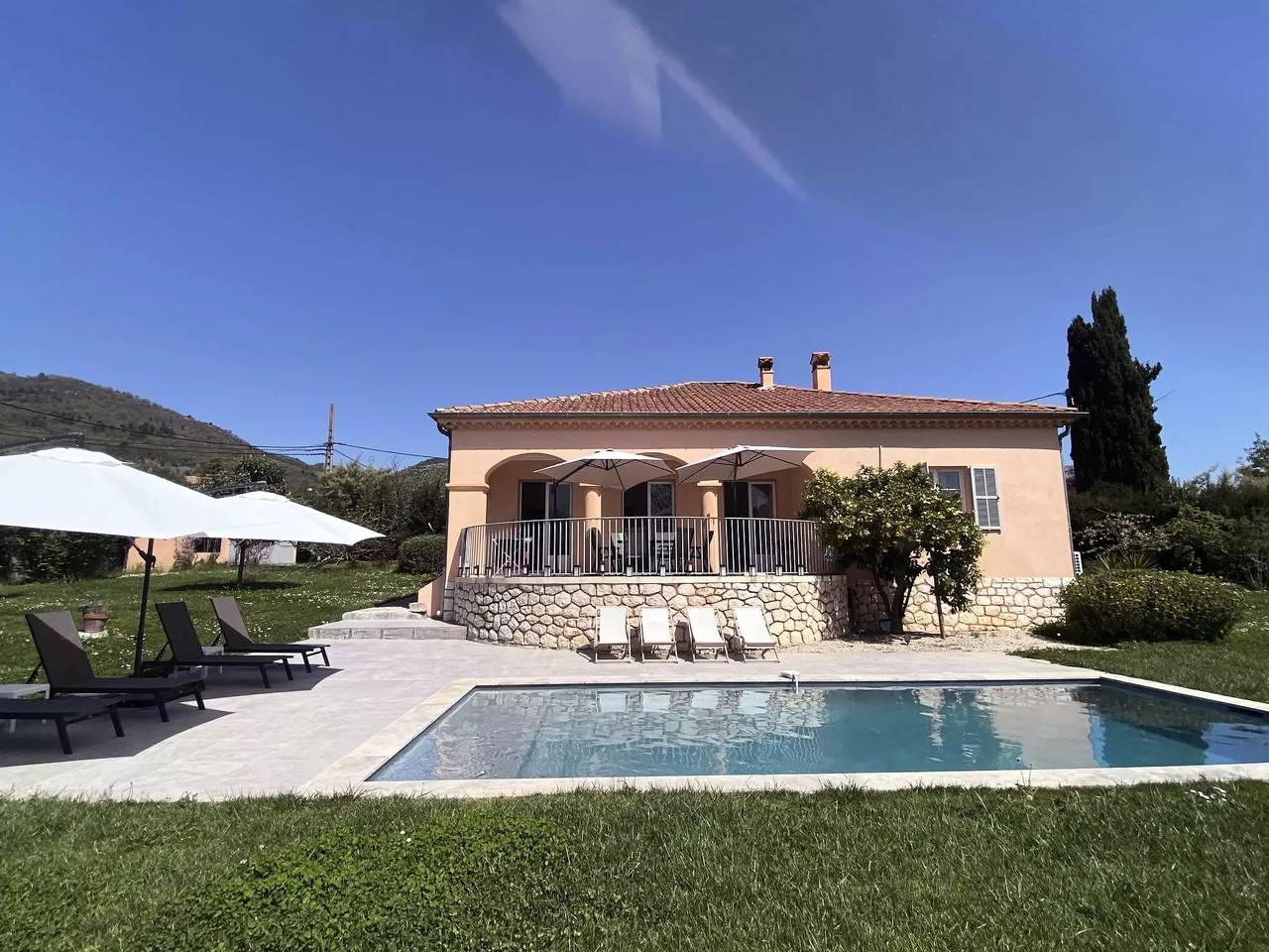 6 personas in Vence (Alpes Marítimos), Region de Cannes