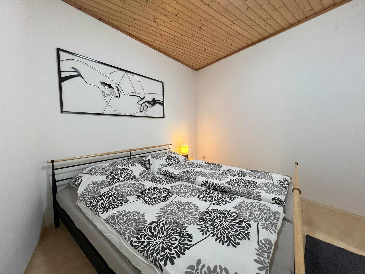 Ganze Wohnung, Ferienwohnung für 4 Personen mit Balkon/Terrasse in Grundlsee, Totes Gebirge