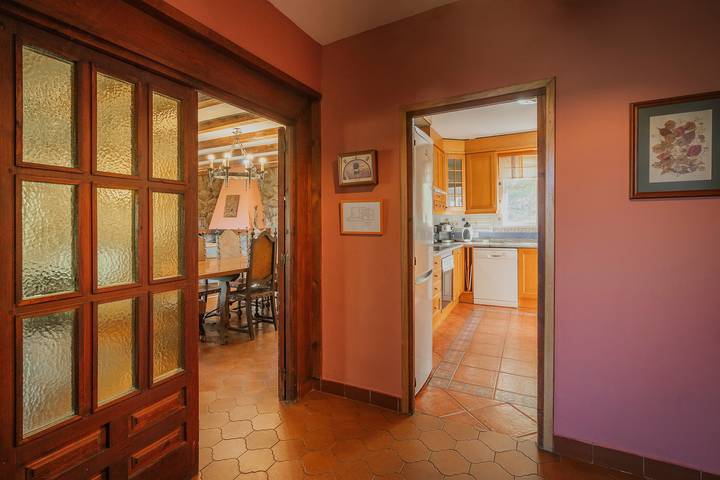 Chalet para 14 personas, con jardín y balcón en Provincia de Madrid - 4