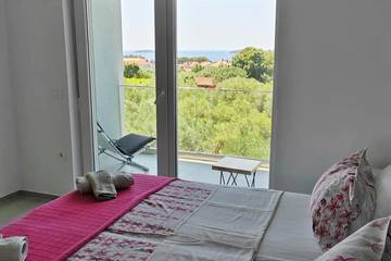 Villa für 9 Personen in Fazana, Südküste Istrien, Bild 2