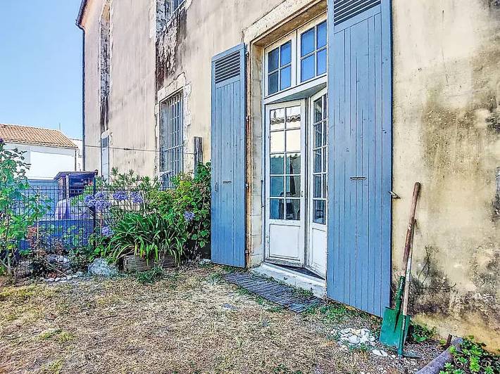 Gîte pour 2 personnes, avec jardin à Le Château-d'Oléron - 4