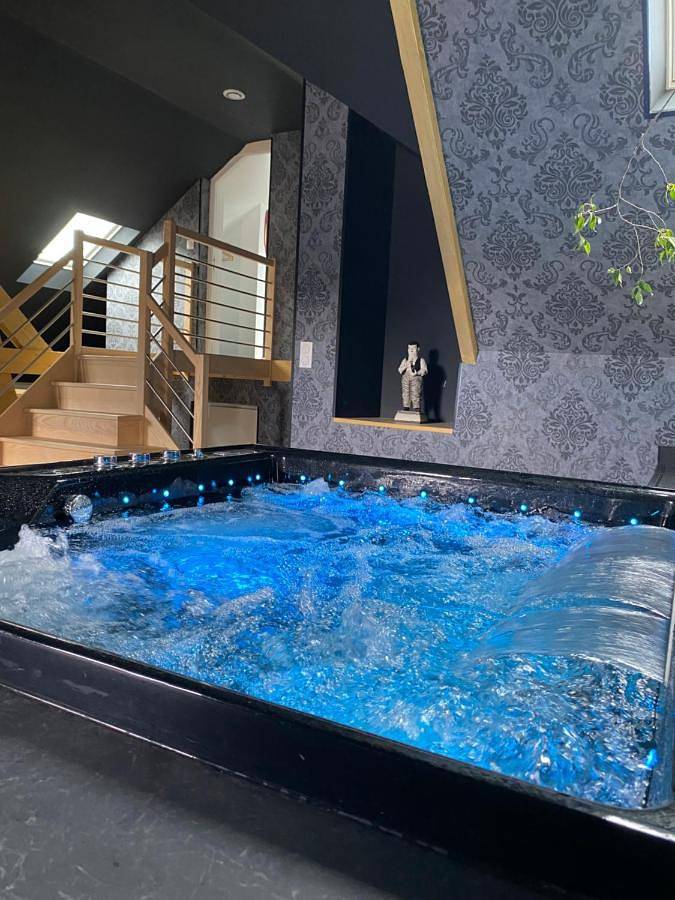 Love Room in Loguivy de la Mer, Ploubazlanec