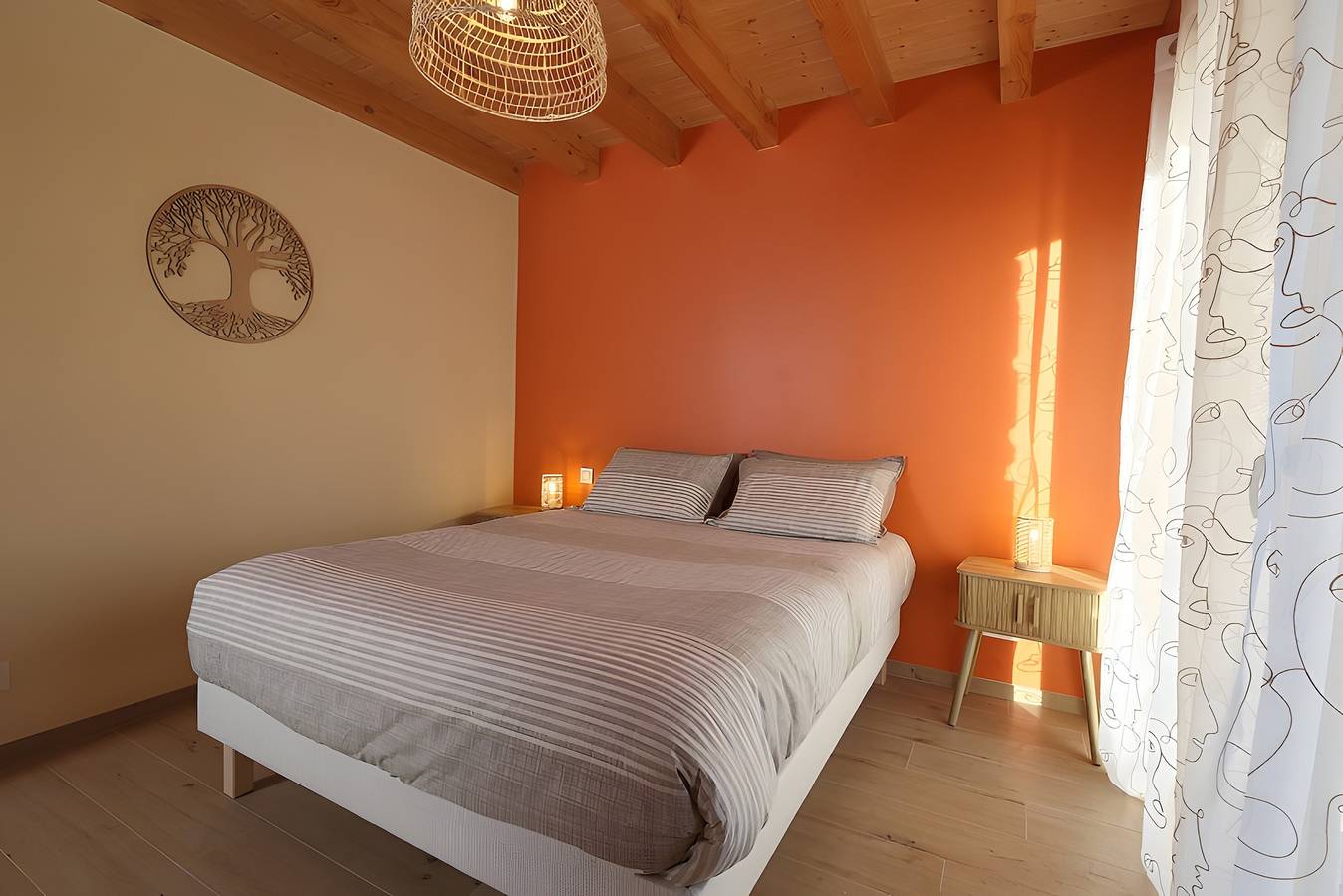 Country House 'Gîte De La Chaumeille' with Private Terrace, Private Garden and Wi-Fi in Tarentaise, Pilat Regional Nature Park