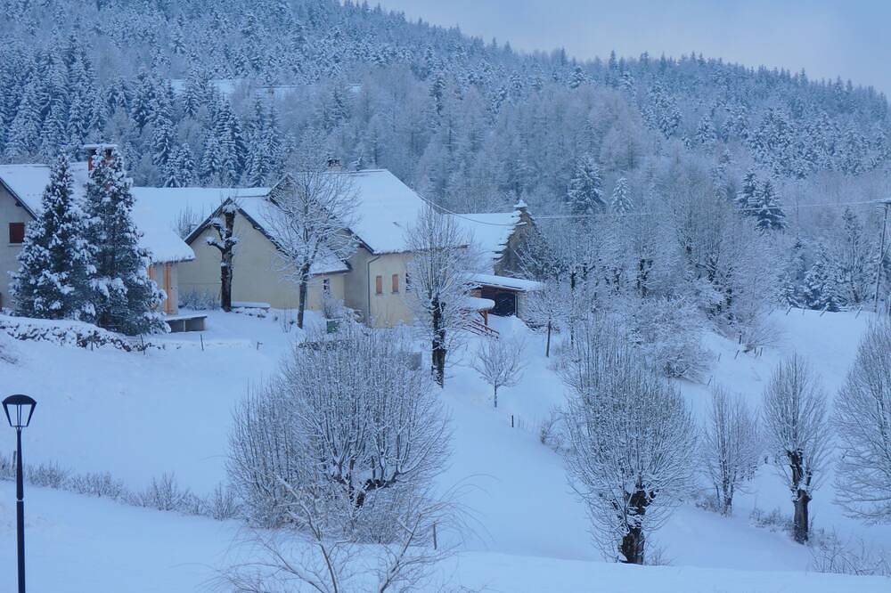Gemeubileerd 6-persoons appartement in een typisch Vercors-huis in Villard-de-Lans, Parc naturel régional du Vercors