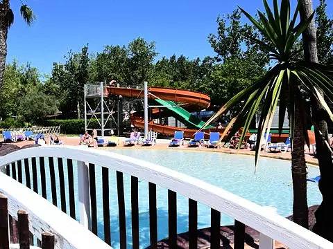 Camping pour 6 personnes à Vias - 3