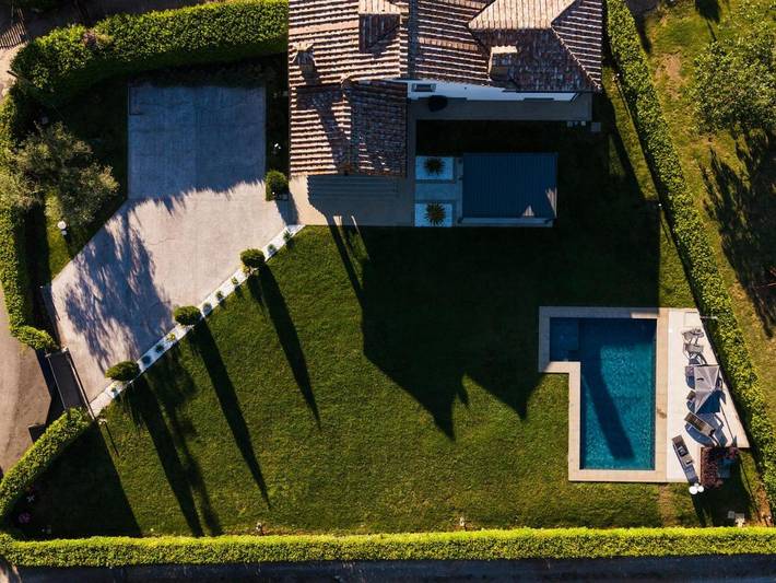 Villa per 6 persone, con Terrazza e Giardino nonché Piscina e Vista lago a Bracciano