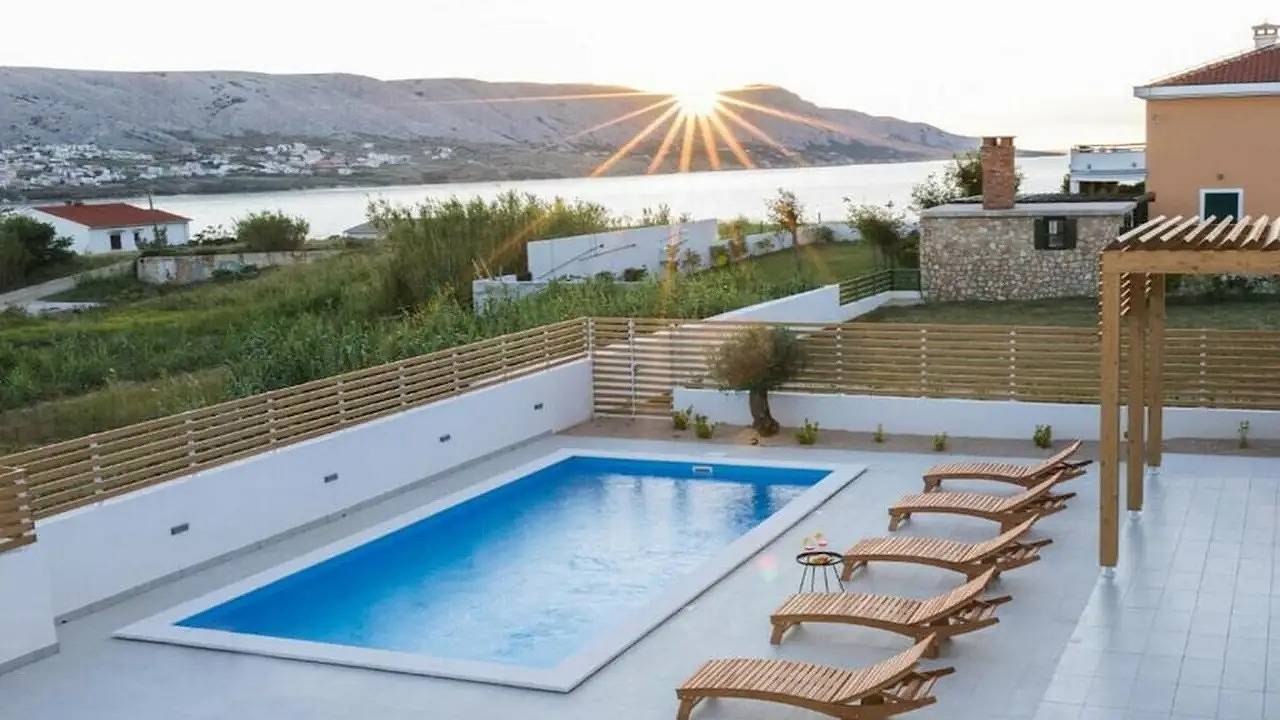 Villa für 10 Personen (200 m²) in Pag in Pag Stadt, Pag