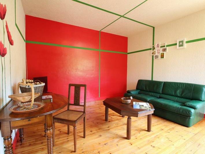 Casa rural renovada con terraza cerca de Retournac in Retournac, Alto Loira