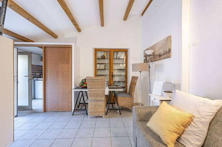 Location de vacances pour 2 personnes, avec terrasse à Le Plan-de-la-Tour