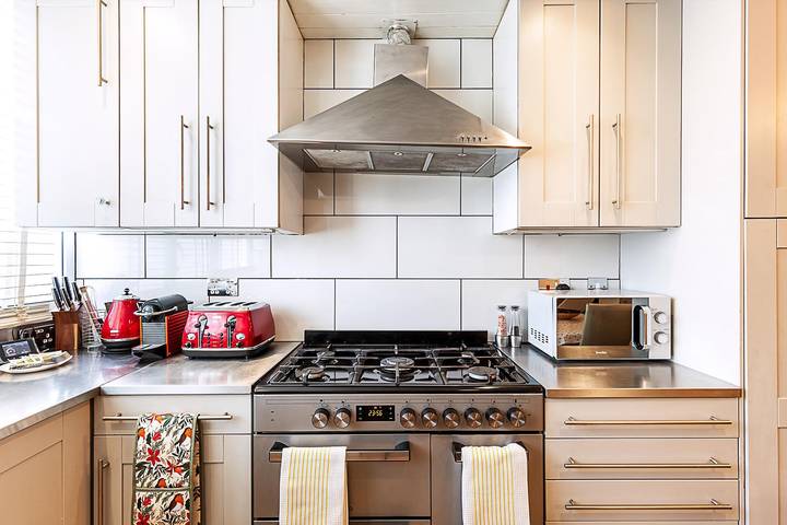 London Home with Garden Near Richmond Park in Wandsworth, London