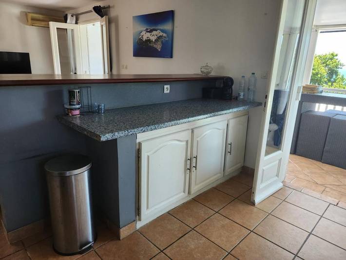 Location de vacances pour 9 personnes, avec piscine ainsi que vue et terrasse dans Sainte-Rose (La Réunion) - 4