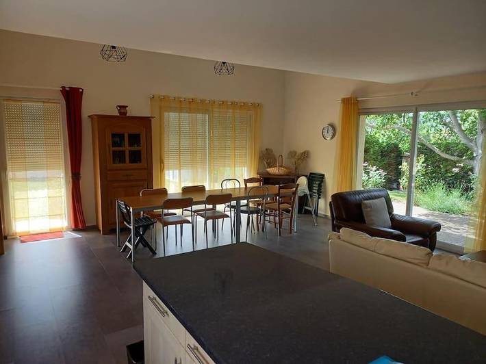 Location de vacances pour 10 personnes, avec terrasse et jardin à Cournon-d'Auvergne - 2