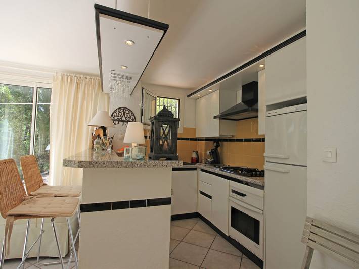 Ferienhaus für 4 Personen, mit Terrasse und Pool sowie Kinderpool in Frejus - 4