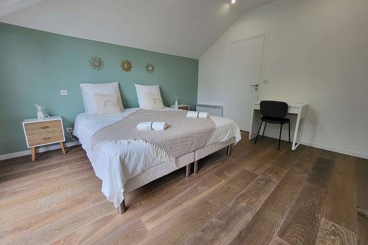 Villa pour 10 personnes, avec jardin ainsi que balcon et jacuzzi, animaux acceptés dans Essonne - 2