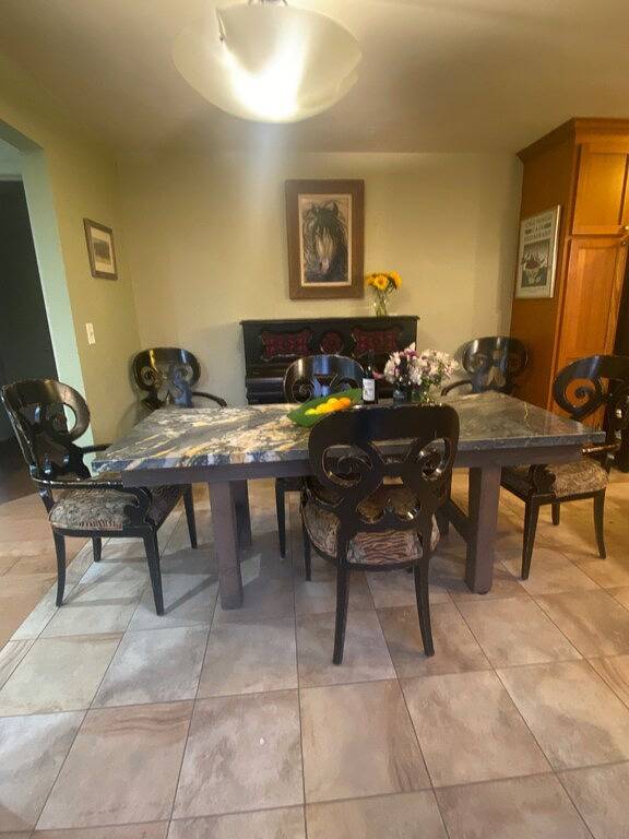 \"Secret Garden Beach House\" Haustiere Hot Tub in Capitola, Santa Cruz County