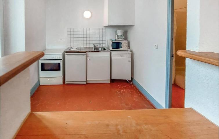 Gîte pour 6 personnes, avec jardin à Fox-Amphoux - 4