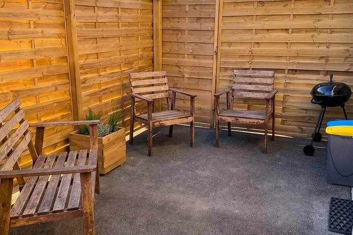 Entire apartment, Homerez - Studio in Ploërmel in Ploërmel, Vannes region