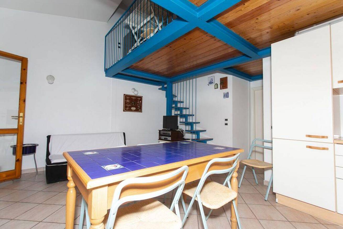 Apartamento entero, M025 - Marcelli, three-room apartment with terrace 200 meters from the sea in Marcelli, Riviera del Conero