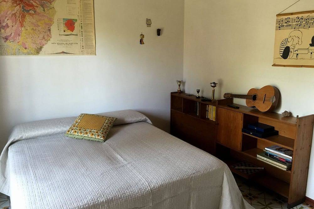 Etnafamilyhouse - Villa con jardín a los pies del Etna in Pedara, Etna