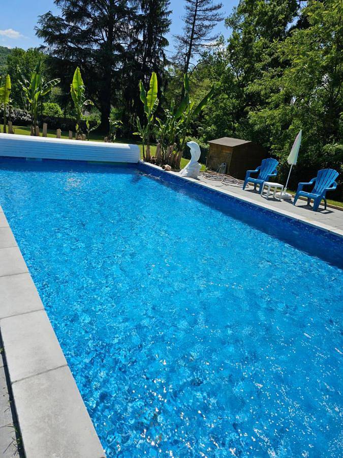 Chambre d’hôte pour 2 personnes, avec jardin ainsi que jacuzzi et piscine à Terrasson-Lavilledieu
