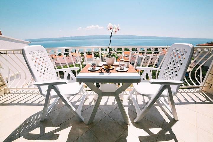 Studio dla 4 osób, z taras w Omiš