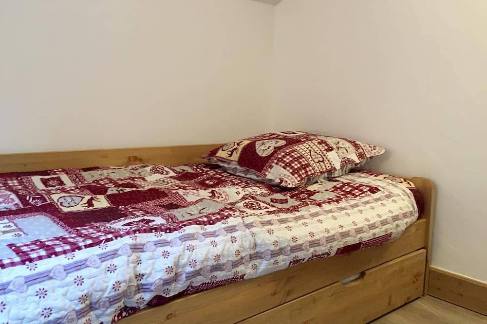 Ganze Wohnung, Superb Maisonette-Wohnung auf der Piste im Skigebiet von Valmorel in Doucy, La Léchère