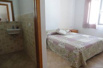 Villa pour 6 Personnes dans Cala Blanca, Ciutadella, Photo 1