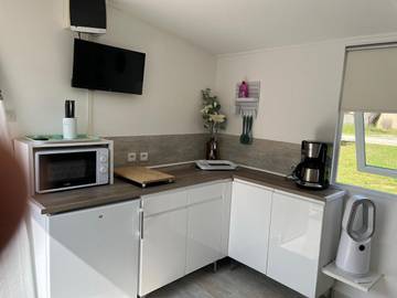 Gîte pour 2 personnes, avec terrasse et vue à La Celle-sous-Gouzon