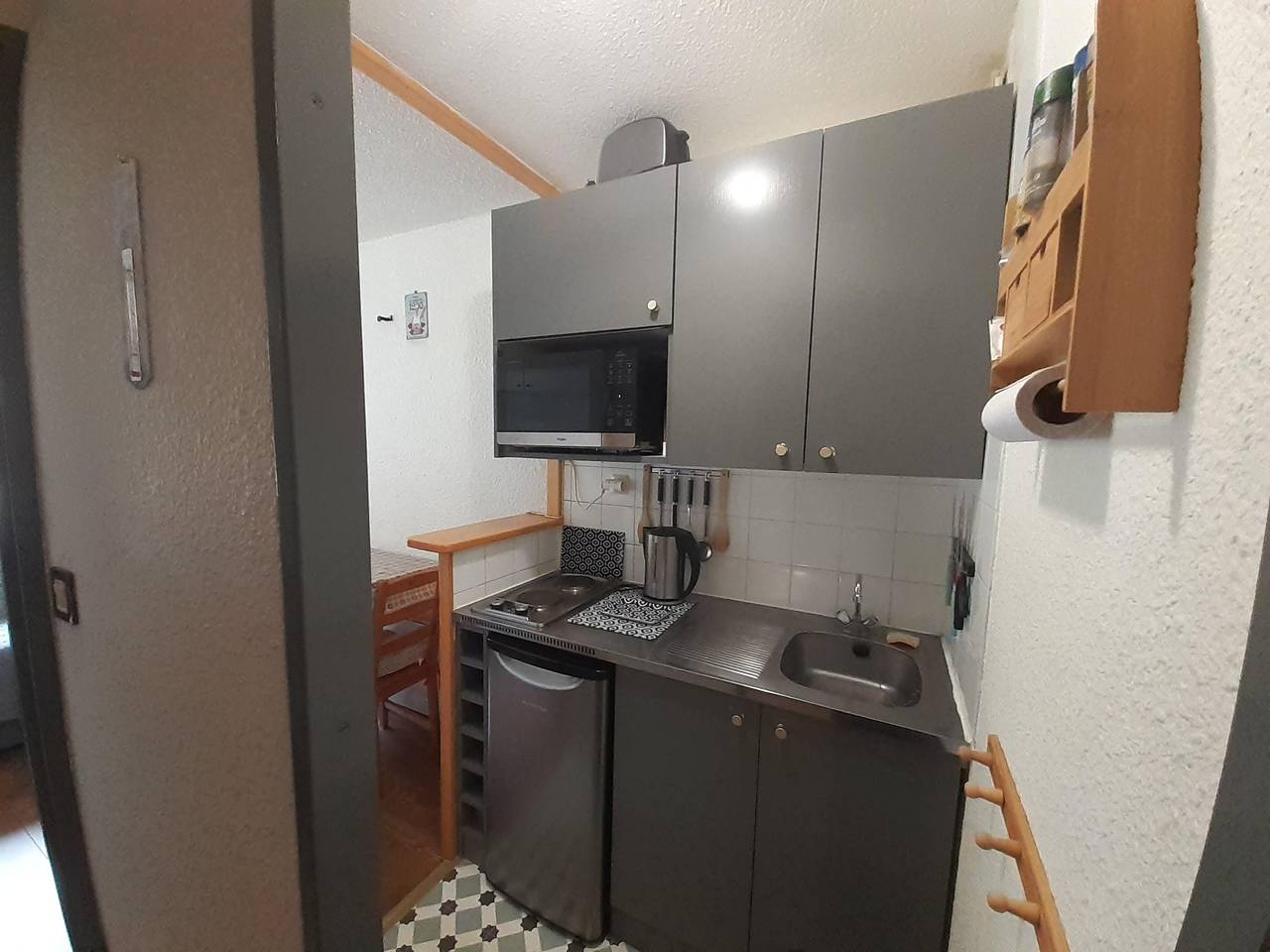 Entire studio, Résidence Thabor C - Studio sleeping corner 3 people (C76) in Valfréjus, Modane