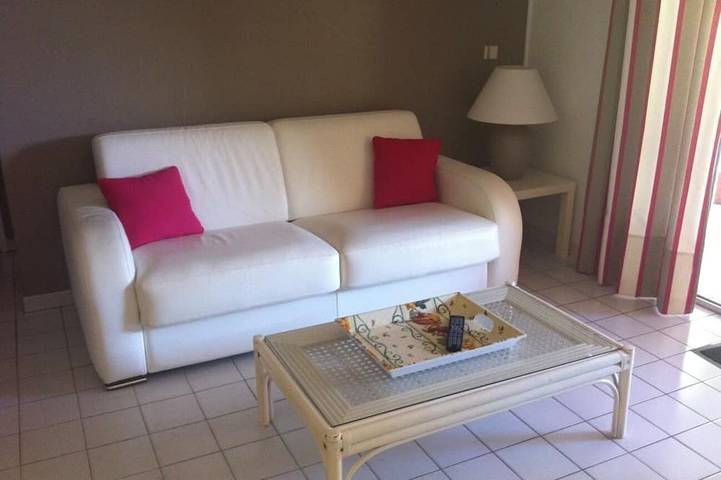 Wohnung 100m Strand-Pool-Schlaf 6 in Sainte-Maxime, Mittelmeerküste (Frankreich)