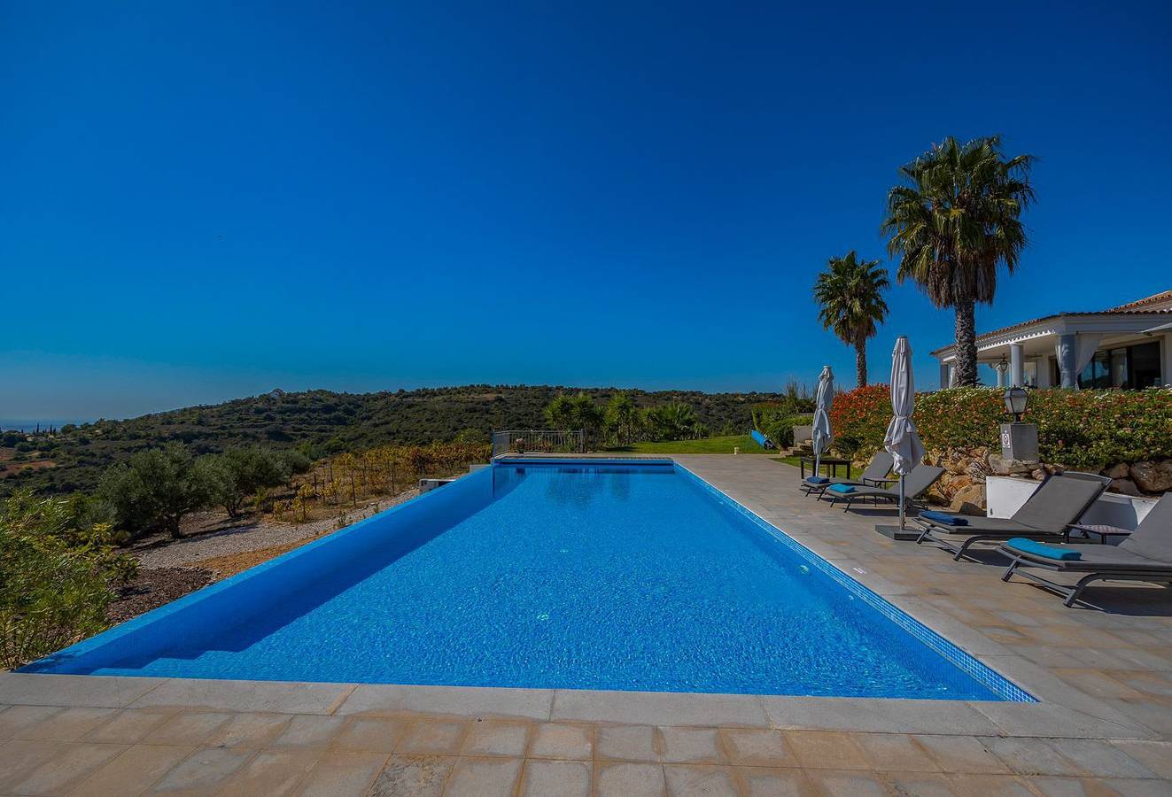 Villa para 10 pessoas com piscina in São Brás de Alportel, Distrito de Faro
